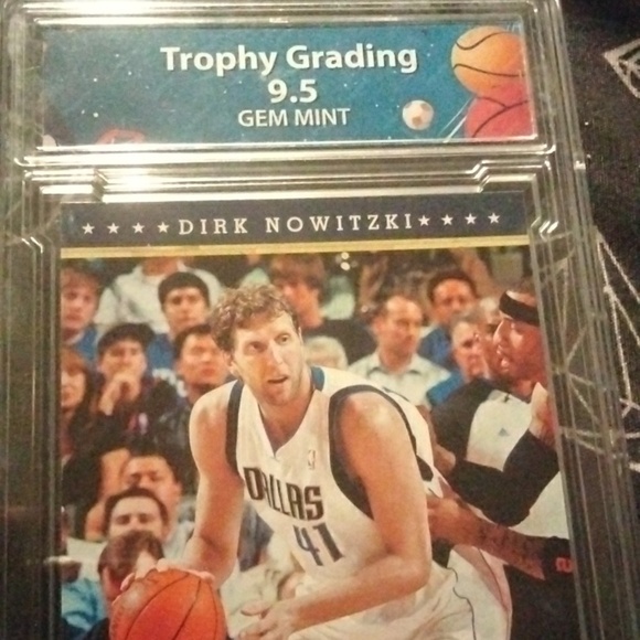 Dirk nowitzki Graded Card - Picture 4 of 4